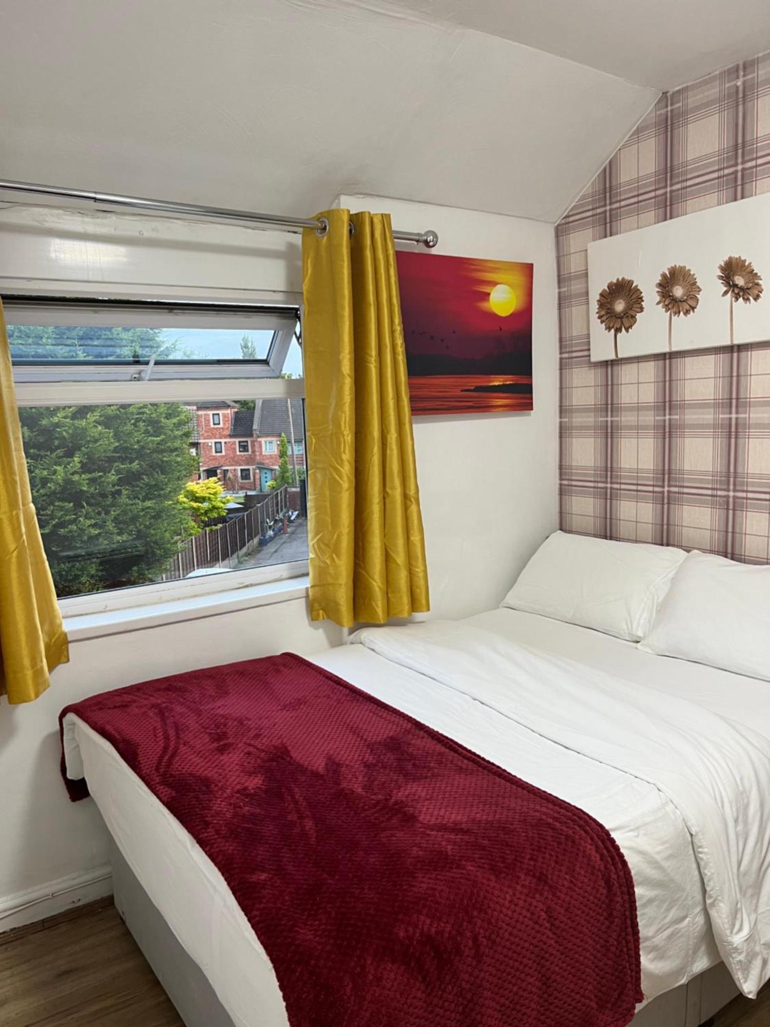 Rosewood Lodgings Special Offer For Student On Long Stay Манчестер Екстер'єр фото